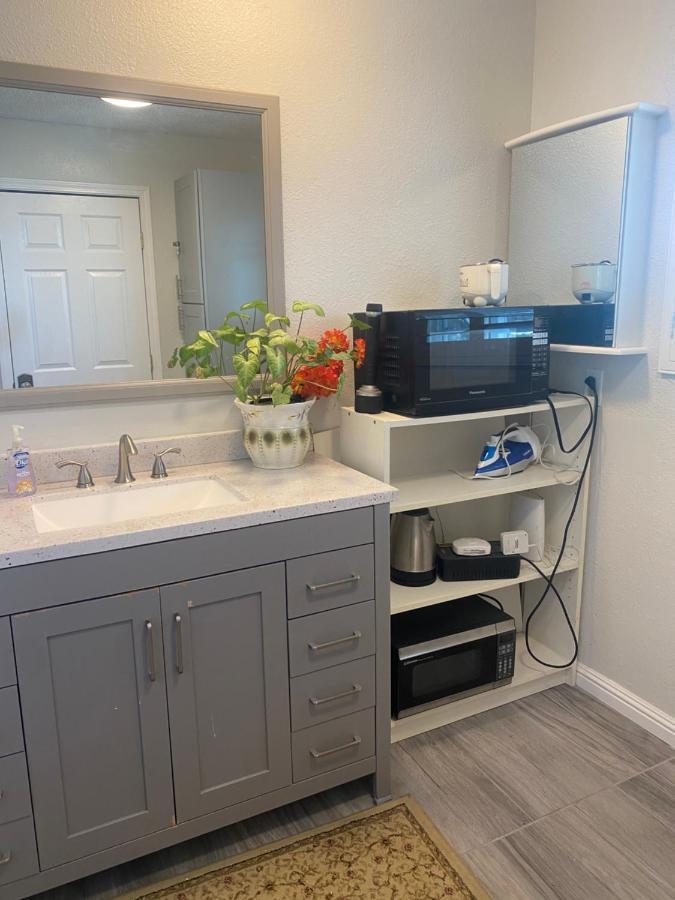 Private Room In Los Angeles With Ac, Strong Wifi, Smart Tv, Work Desk Near Sofi Stadium Bagian luar foto