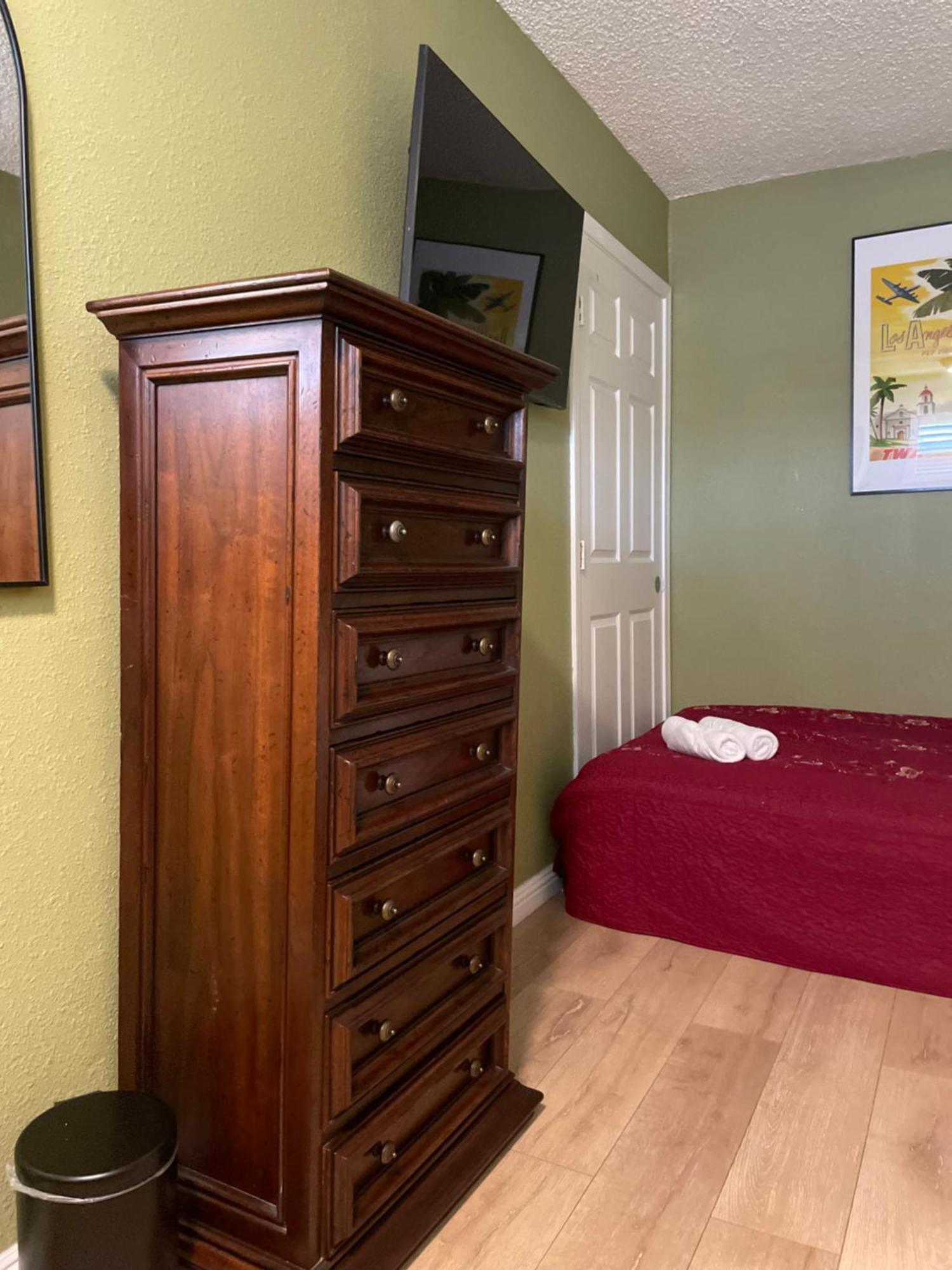 Private Room In Los Angeles With Ac, Strong Wifi, Smart Tv, Work Desk Near Sofi Stadium Bagian luar foto